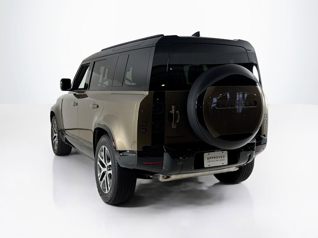 Used 2026 Land Rover Defender 110 X-Dynamic SE AWD/4WD image 3