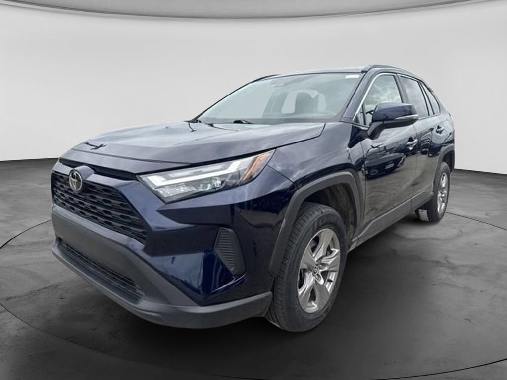 Used 2024 Toyota RAV4 XLE w/ Weather Package AWD/4WD image 9