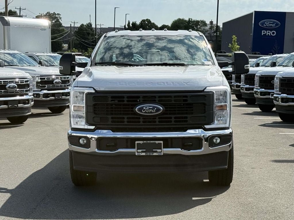 New 2026 Ford F350 XL w/ FX4 Off-Road Package AWD/4WD image 6