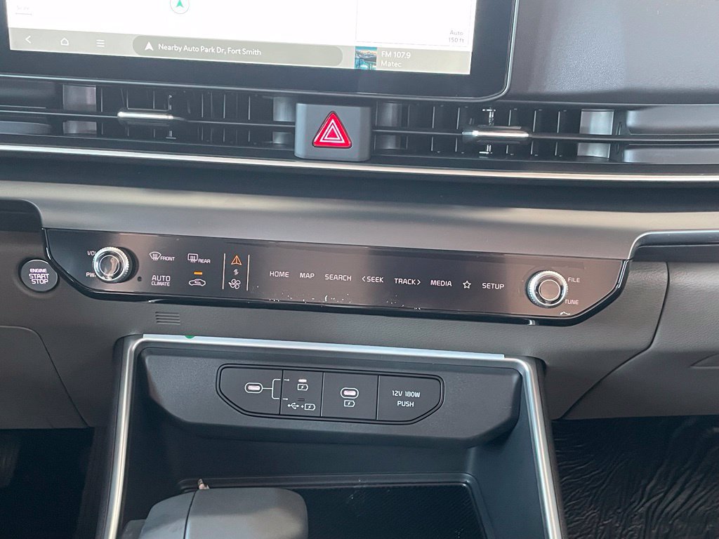 New 2026 Kia Carnival FWD image 18