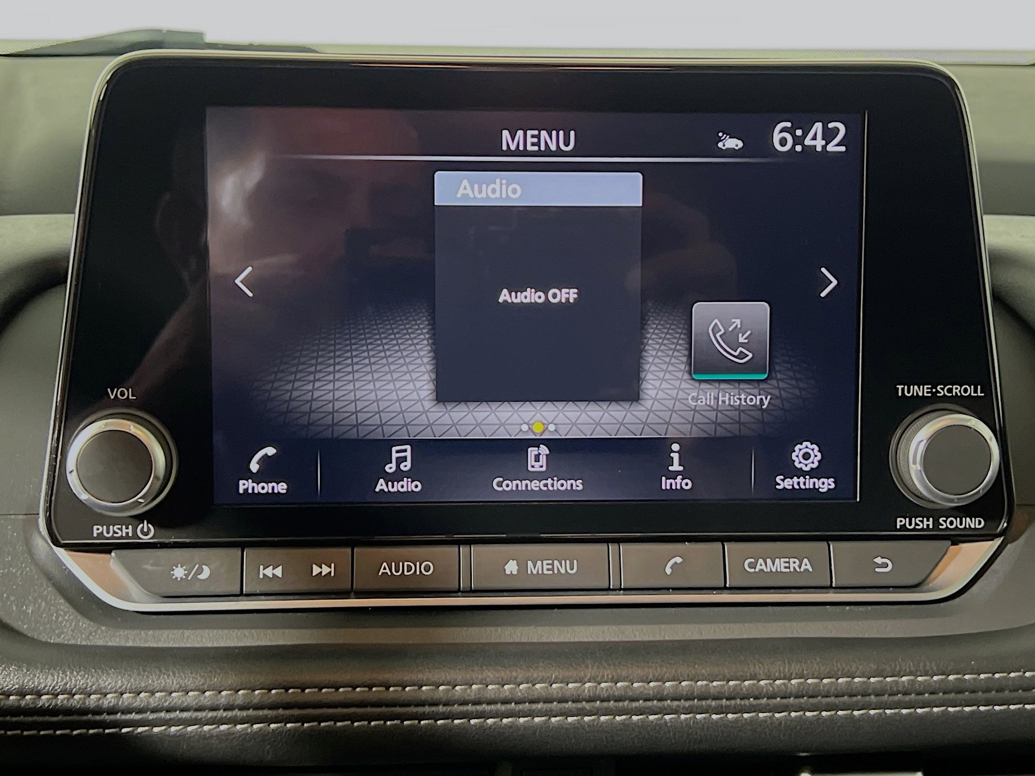 Used 2024 Nissan Rogue SV FWD image 27