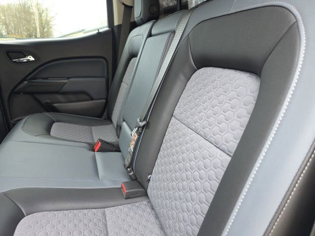 Used 2019 Chevrolet Colorado Z71 AWD/4WD image 16