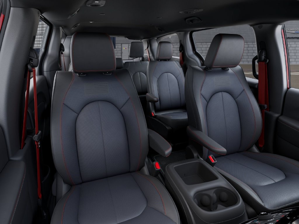 New 2027 Chrysler Pacifica Select AWD/4WD image 17