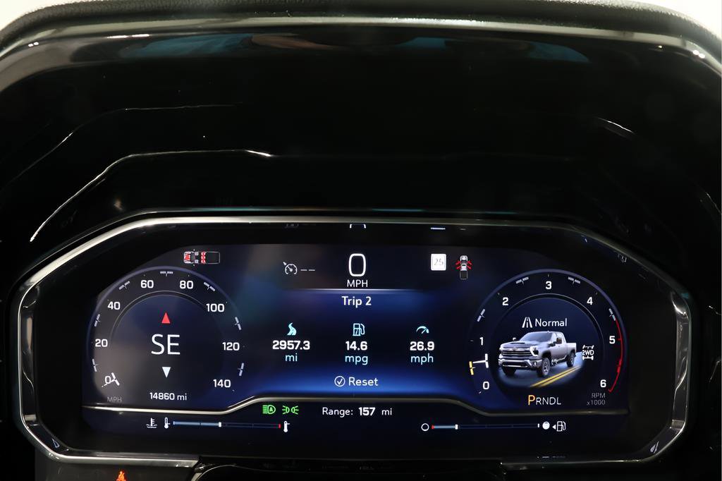 Used 2025 Chevrolet Silverado 2500 LT w/ Convenience Package image 14