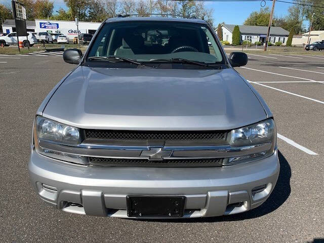 Used 2004 Chevrolet TrailBlazer LS w/ LS Preferred Equipment Group image 1