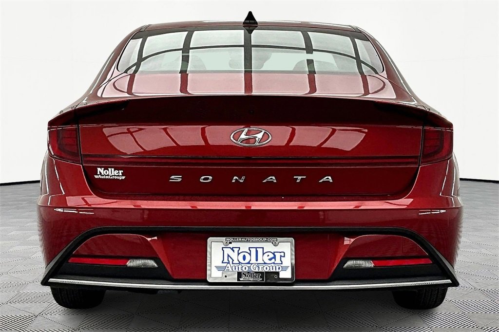Used 2023 Hyundai Sonata SE image 4