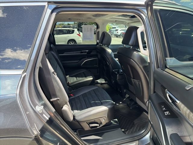 Used 2024 Kia Telluride SX Prestige w/ Towing Package AWD/4WD image 34