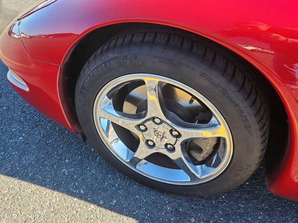 Used 2002 Chevrolet Corvette Convertible w/ Preferred Equipment Group2 image 15