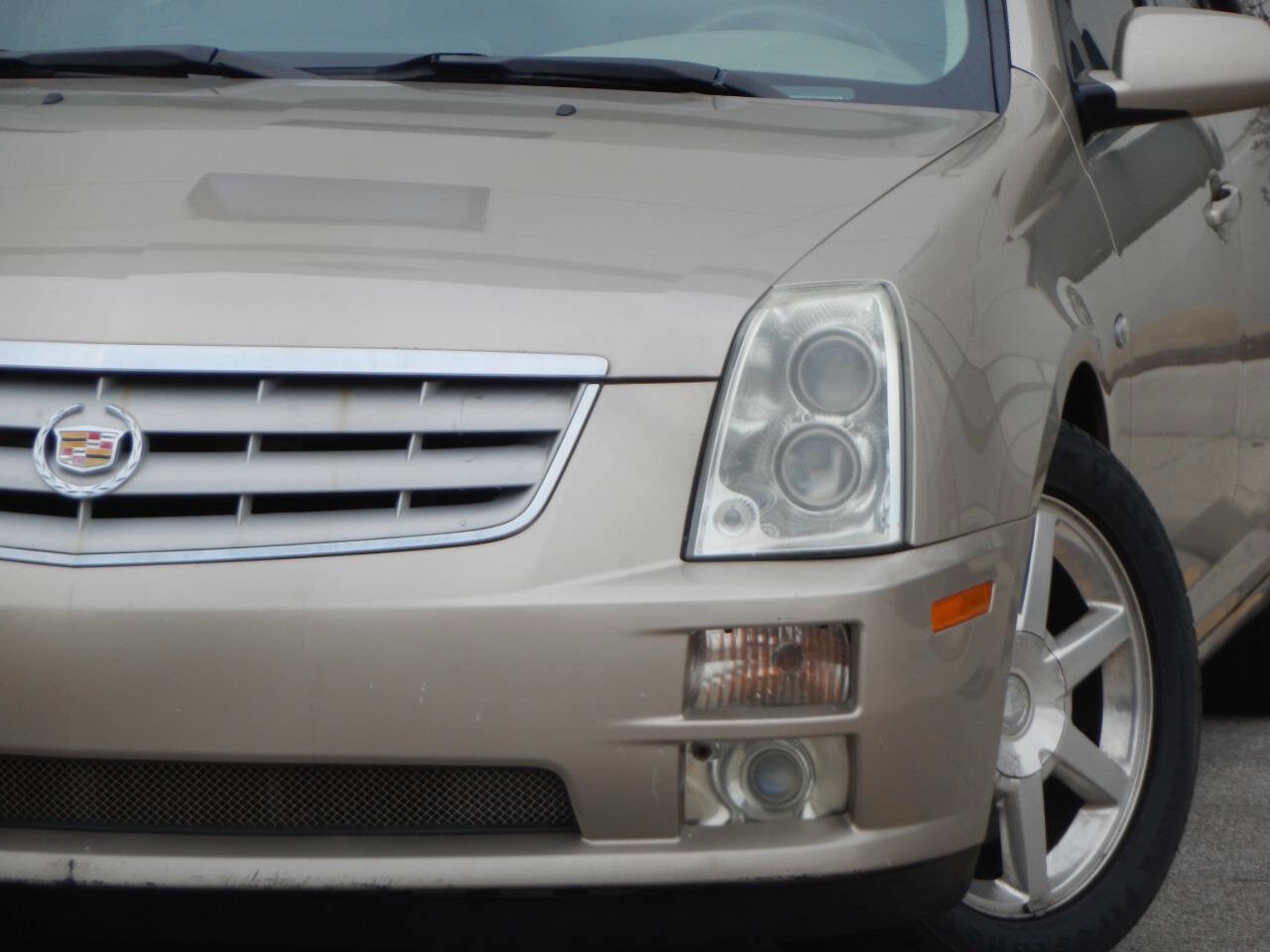 Used 2005 Cadillac STS w/ Preferred Equipment Group image 4
