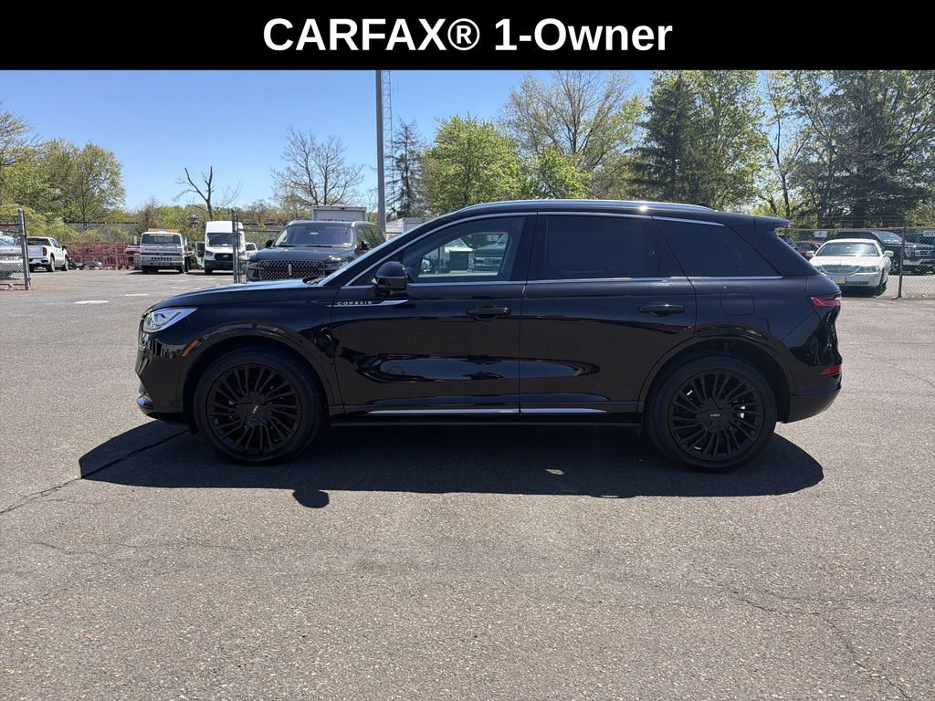 Certified 2022 Lincoln Corsair Reserve w/ Equipment Group 201A AWD/4WD image 2