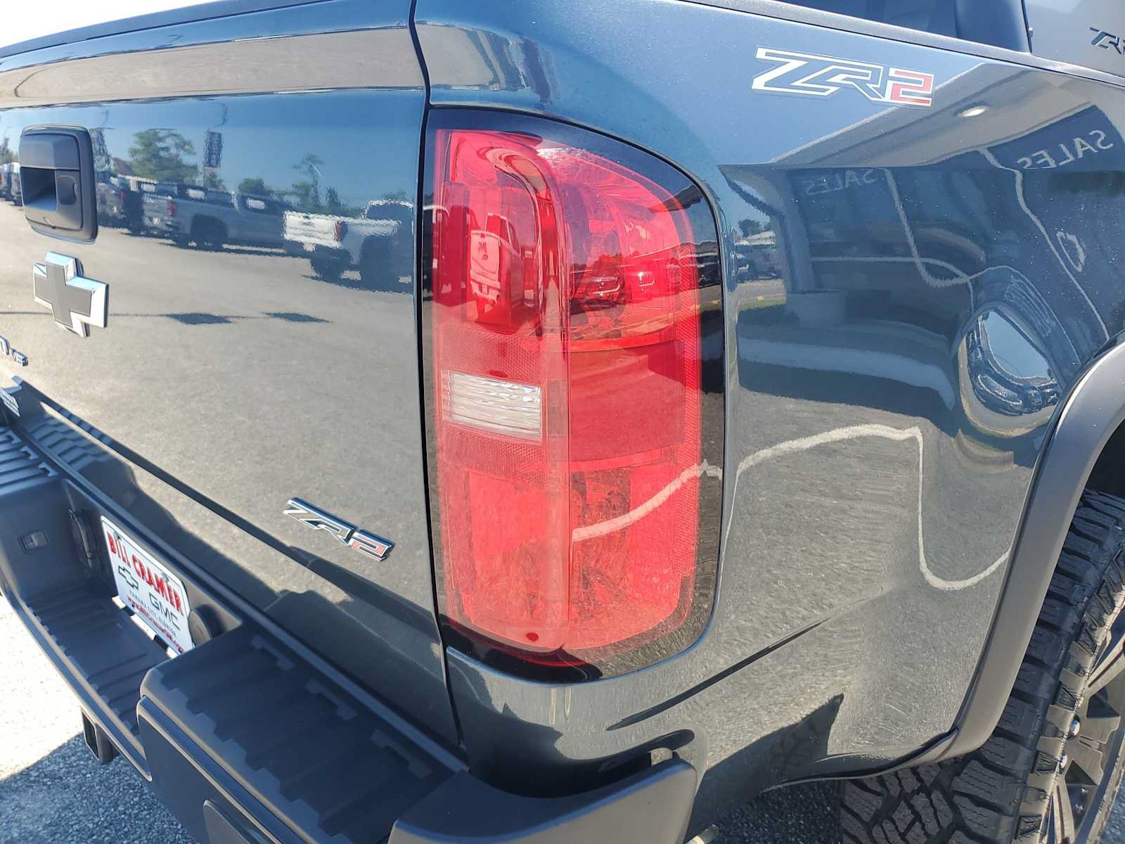 Used 2019 Chevrolet Colorado ZR2 w/ ZR2 Dusk Special Edition AWD/4WD image 7