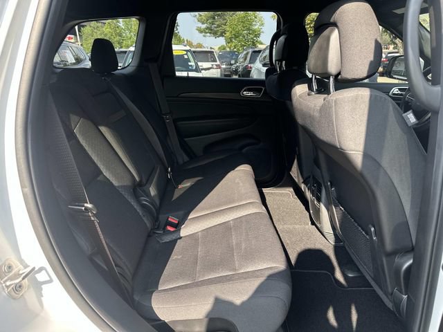 Used 2019 Jeep Grand Cherokee Laredo AWD/4WD image 11