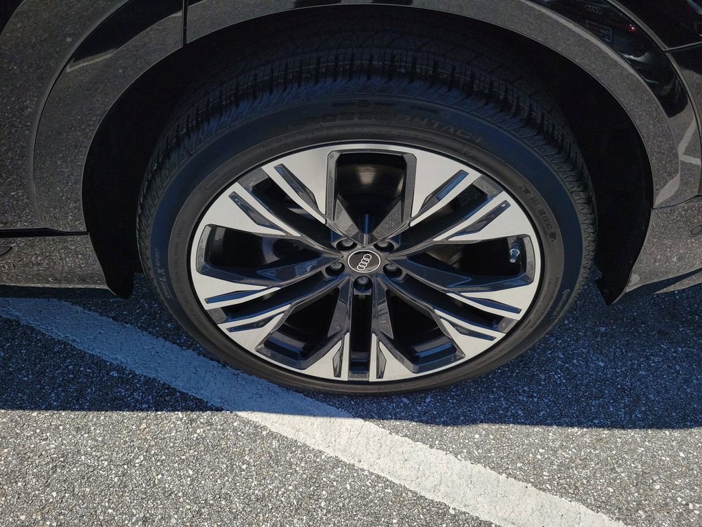 New 2026 Audi Q8 Premium Plus image 29