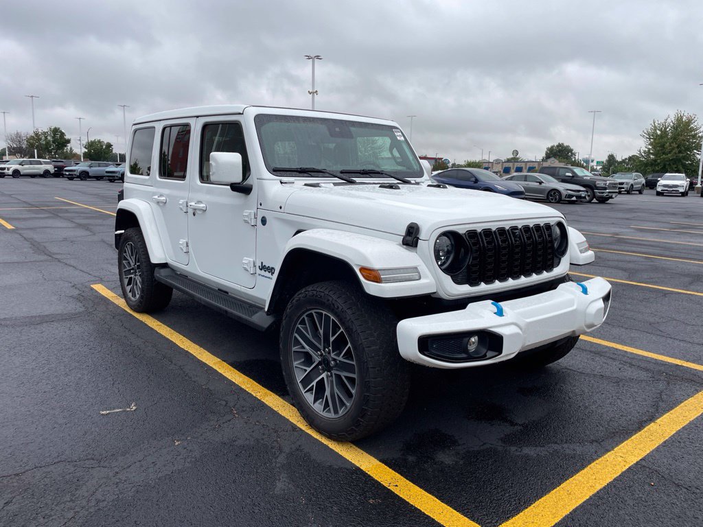 Used 2024 Jeep Wrangler High Altitude AWD/4WD image 1