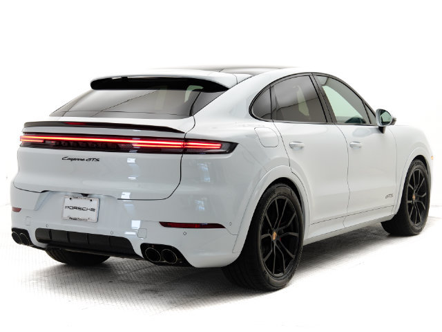 Certified 2025 Porsche Cayenne GTS AWD/4WD image 28