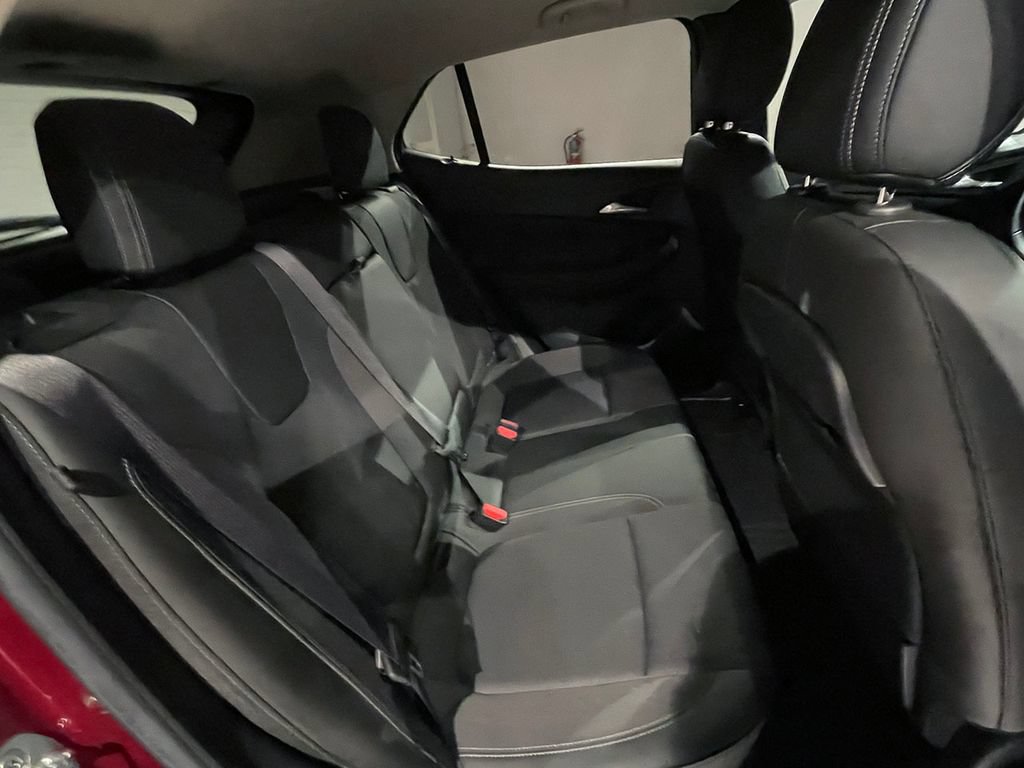 Used 2023 Buick Encore GX Select w/ Sport Touring Package FWD image 24
