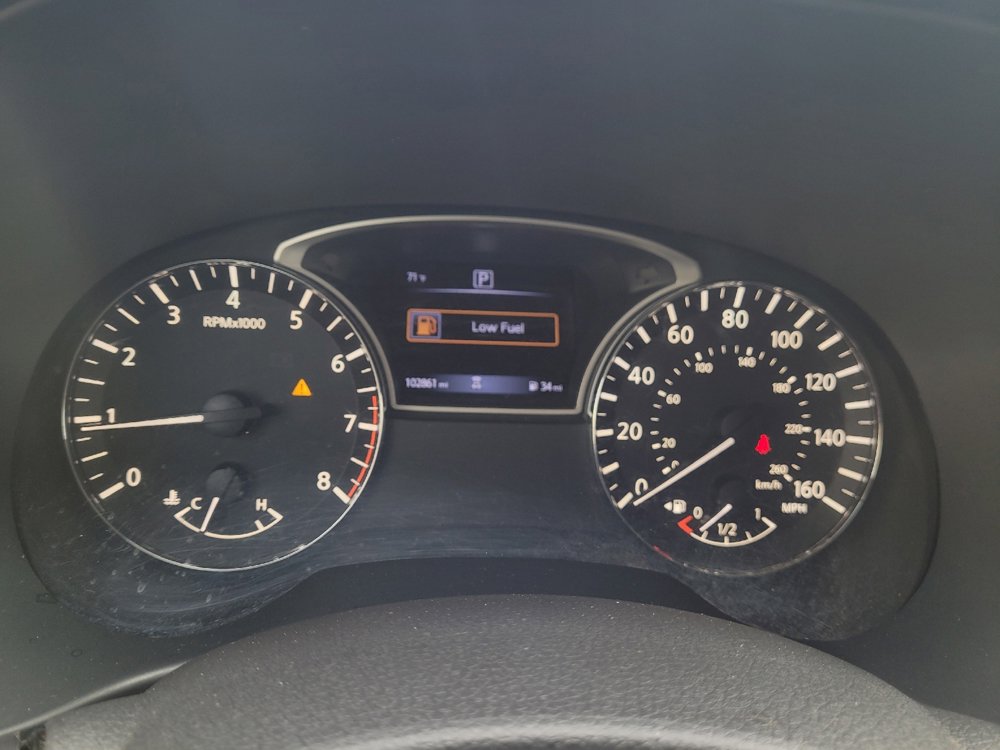 Used 2020 Nissan Pathfinder S FWD image 23