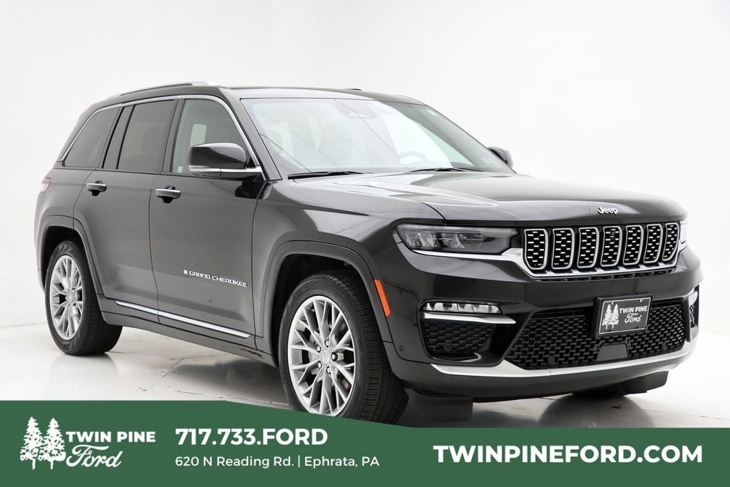 Used 2023 Jeep Grand Cherokee Summit w/ Adv Protech Group IV AWD/4WD image 1