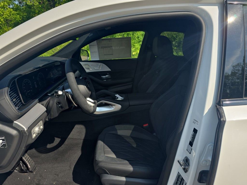 New 2025 Mercedes-Benz GLE 53 AMG 4MATIC Coupe image 9