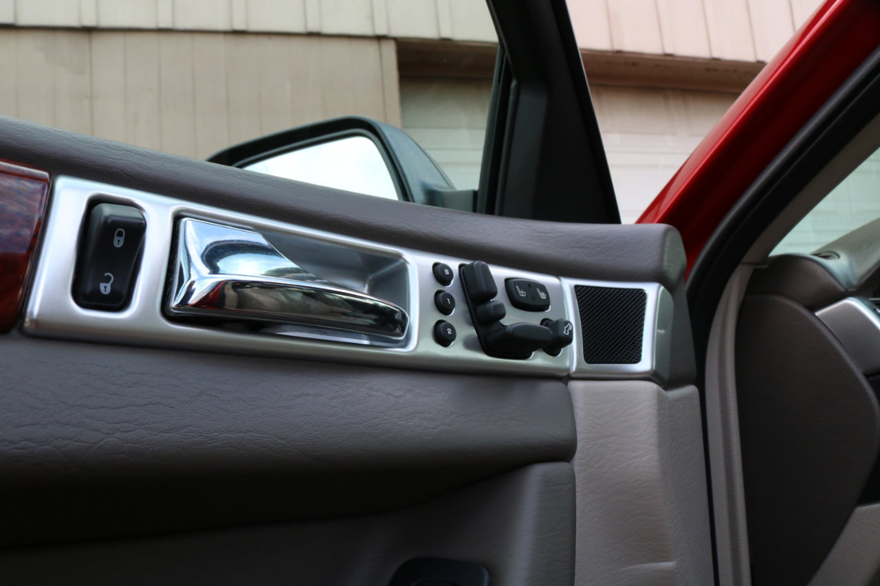 Used 2004 Chrysler Pacifica AWD image 18