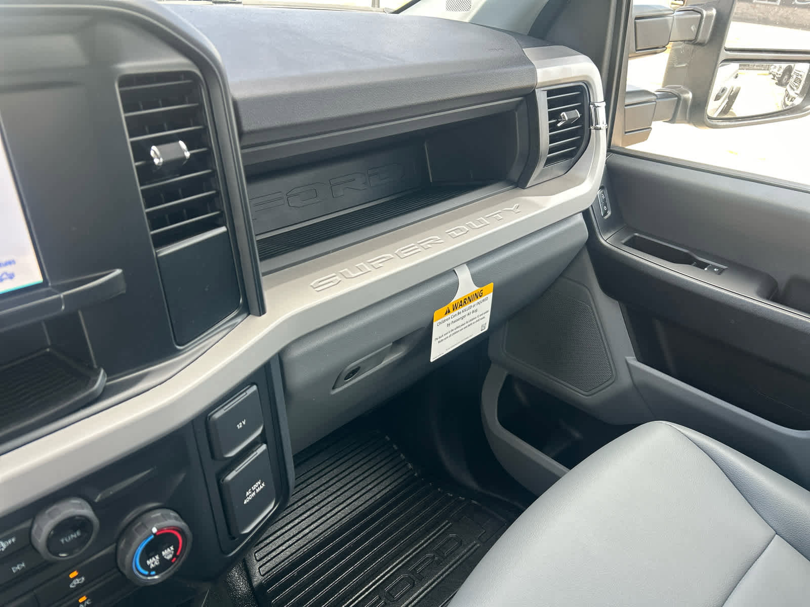 New 2026 Ford F550 XL w/ XL Chrome Package image 45