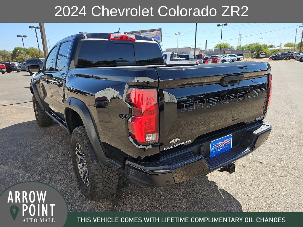 Used 2024 Chevrolet Colorado ZR2 w/ Technology Package AWD/4WD image 9