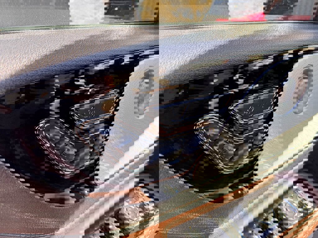 New 2026 Lincoln Aviator Reserve w/ Luxury Package image 13