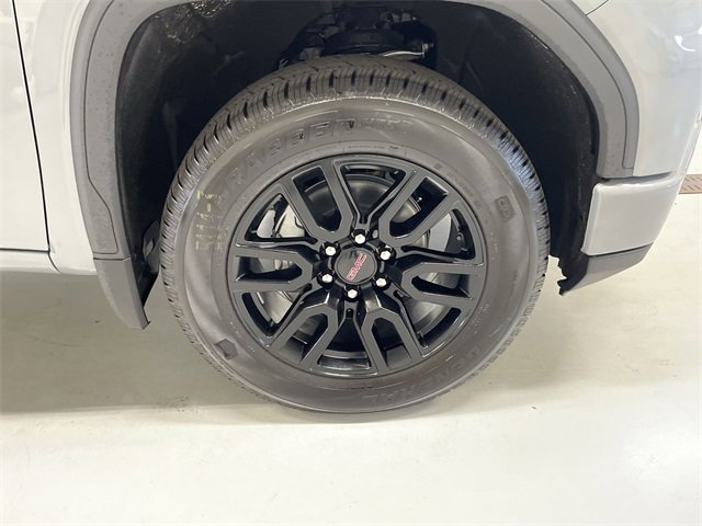 New 2026 GMC Sierra 1500 Elevation image 14