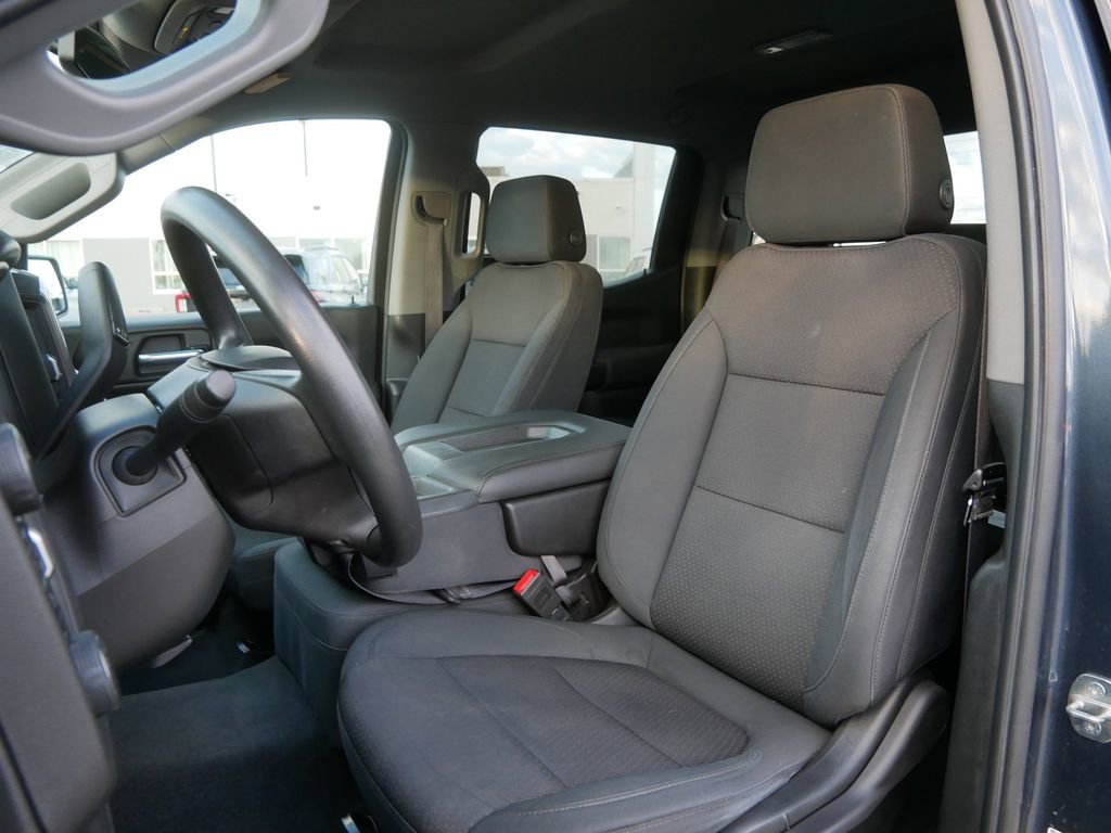 Used 2020 Chevrolet Silverado 1500 Custom w/ Custom Convenience Package image 8