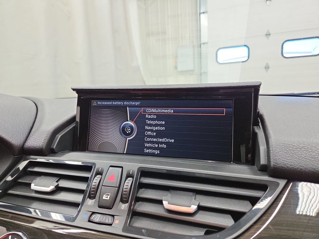 Used 2015 BMW Z4 sDrive35i RWD image 13