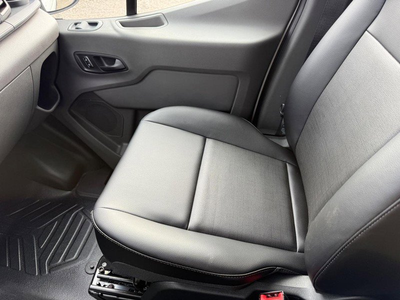 New 2026 Ford Transit 250 T-250 Low Rf 9150 GVWR RWD image 15