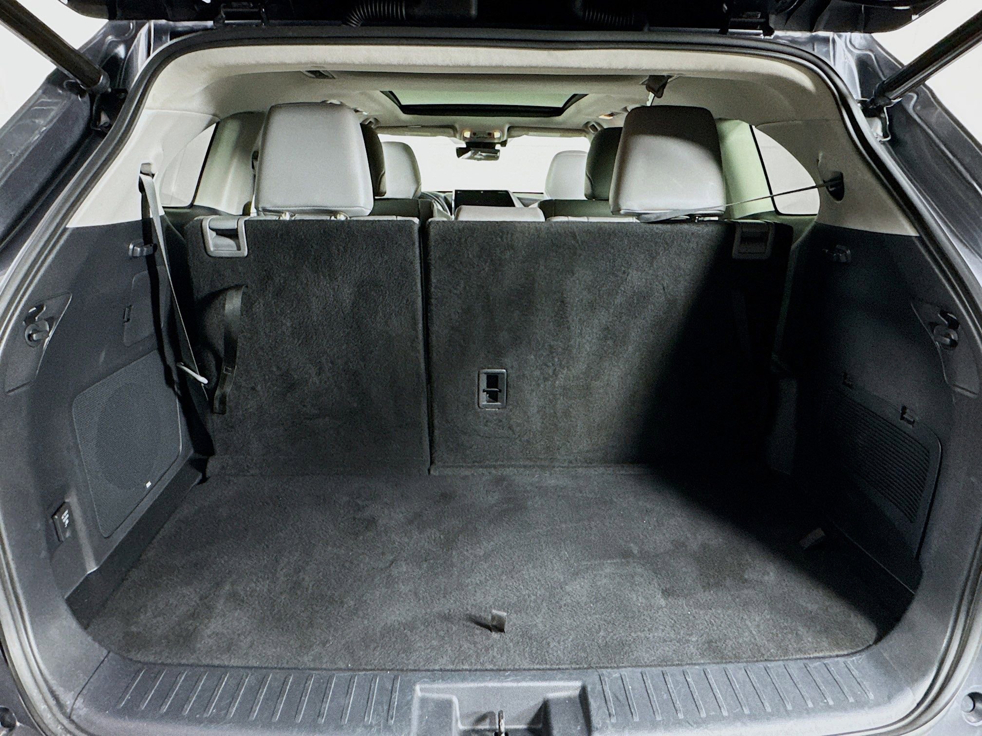 Certified 2020 Toyota Highlander Platinum image 22