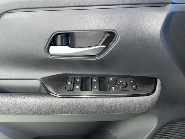 New 2026 Nissan Kicks SV w/ Cold Weather Package image 21