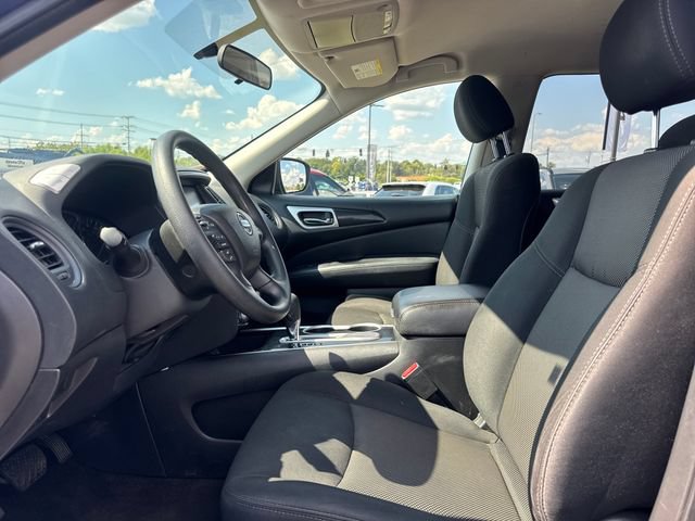 Used 2020 Nissan Pathfinder S FWD image 13
