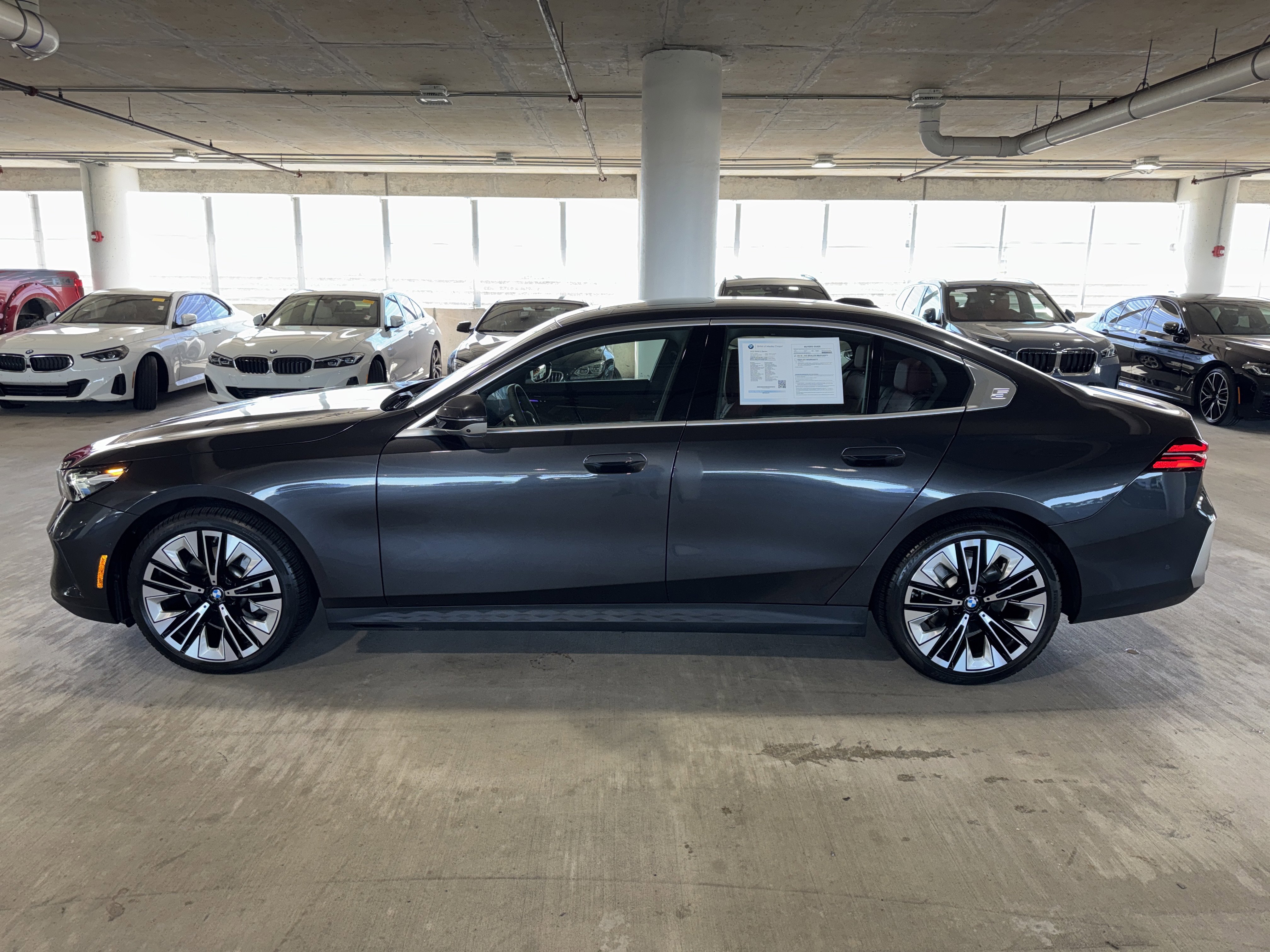 Certified 2025 BMW 530i image 5