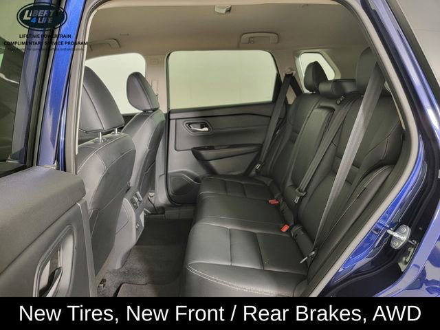 Used 2026 Nissan Rogue SL AWD/4WD image 15