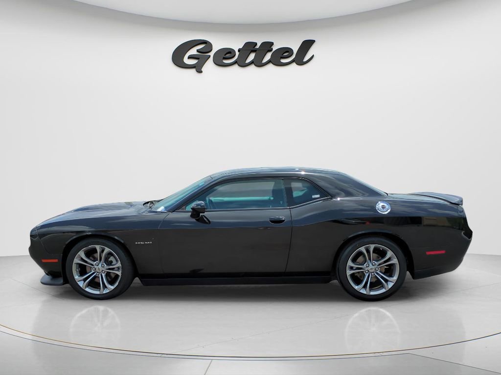 Used 2022 Dodge Challenger R/T RWD image 8