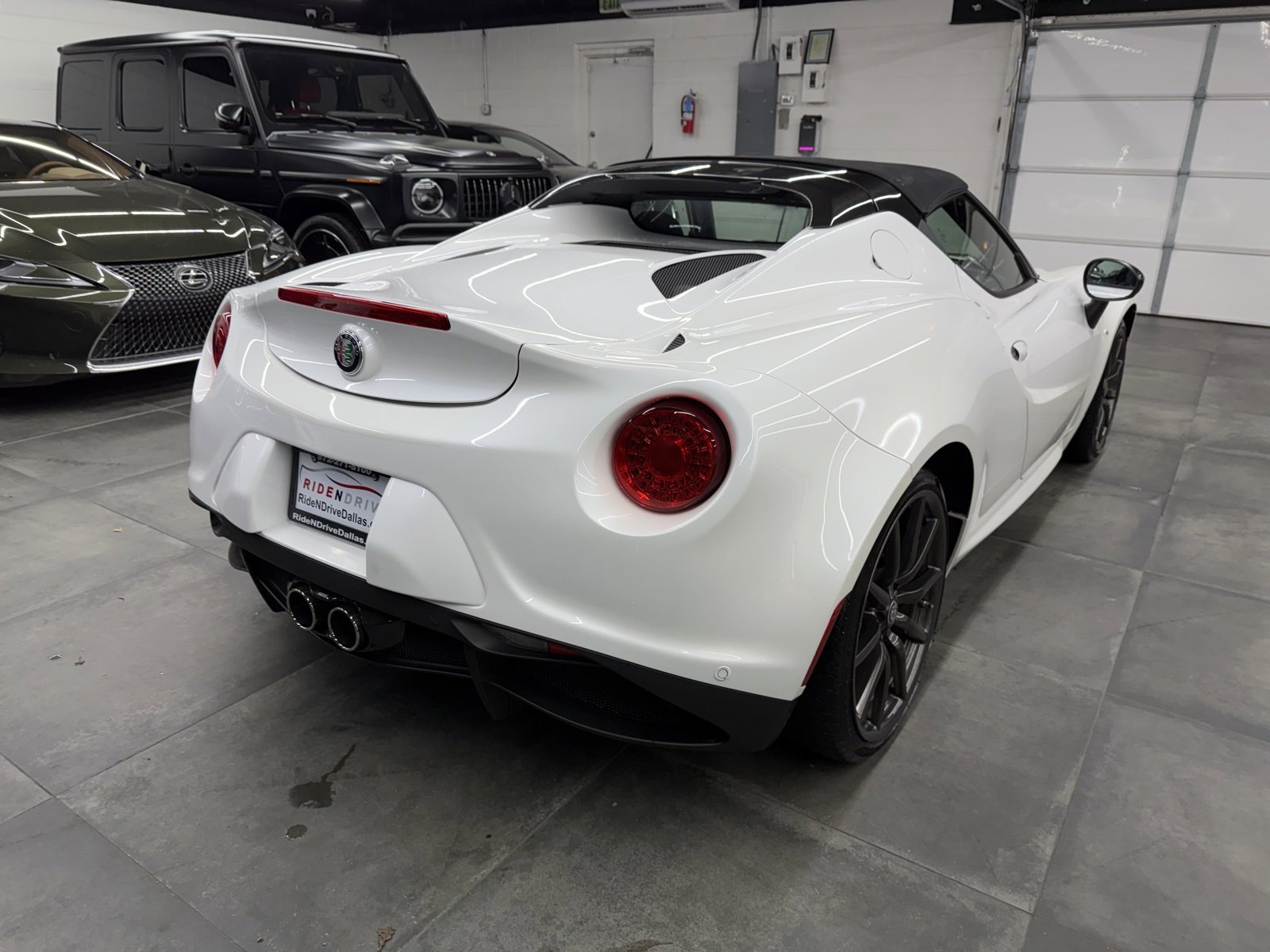 Used 2018 Alfa Romeo 4C Spider w/ Spider Track Package 3 image 7