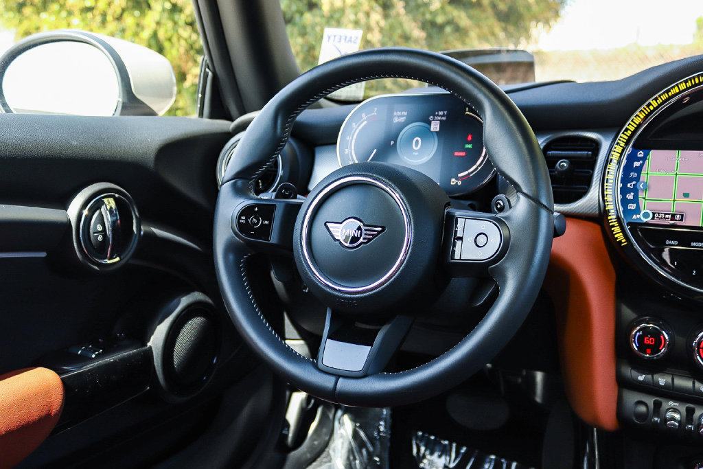 Used 2024 MINI Cooper S FWD image 19