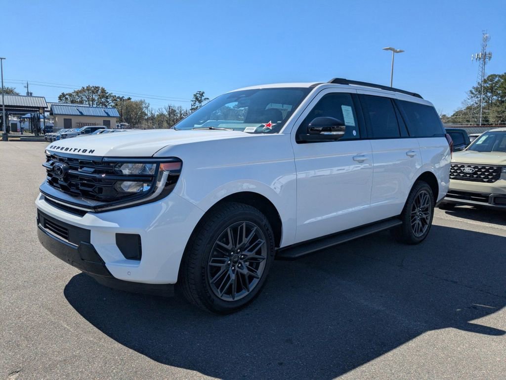 New 2026 Ford Expedition Platinum w/ Stealth Appearance Package image 8