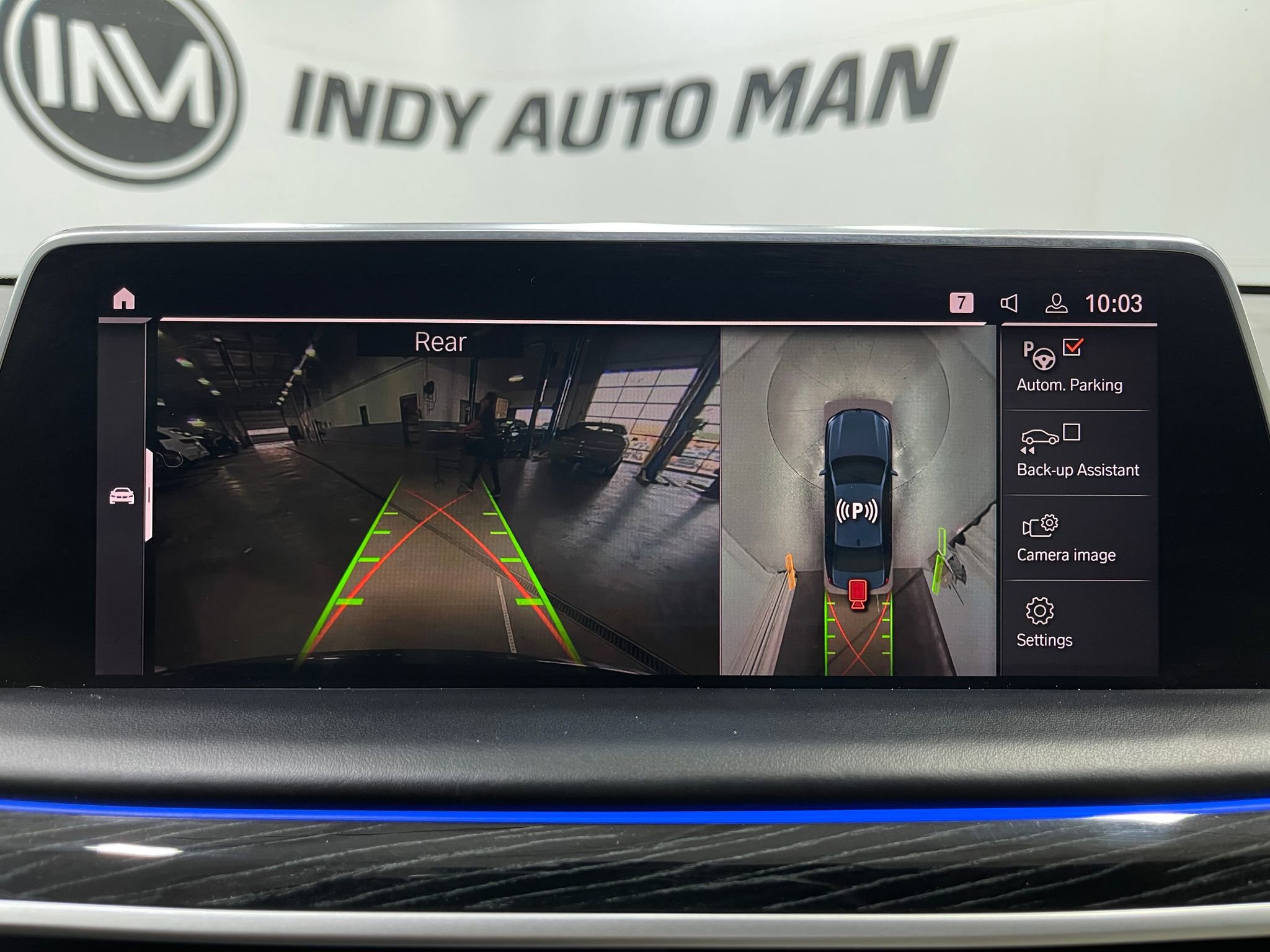 Used 2021 BMW 750i xDrive w/ Executive Package image 11