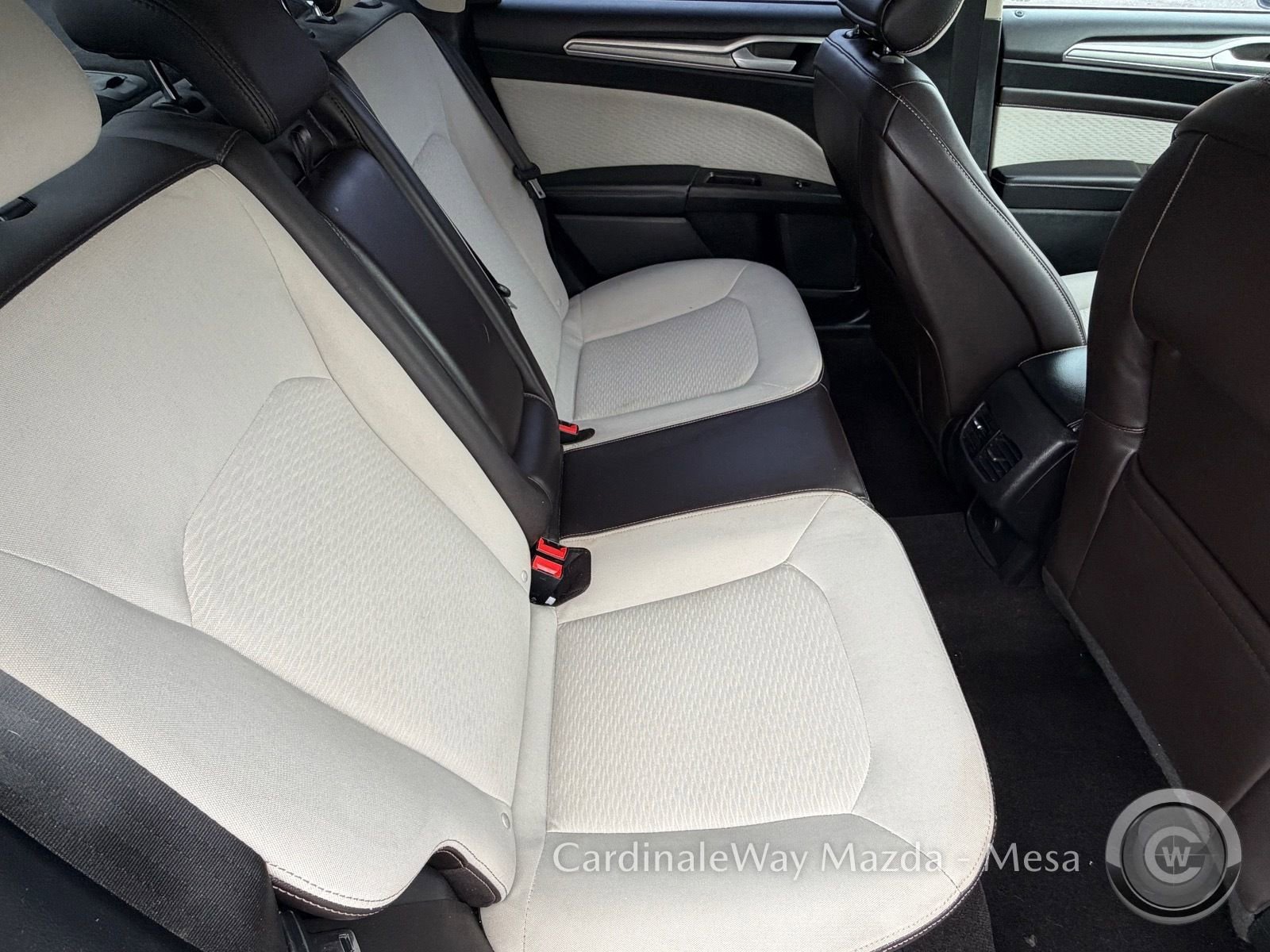 Used 2019 Ford Fusion SE w/ Equipment Group 151A image 13