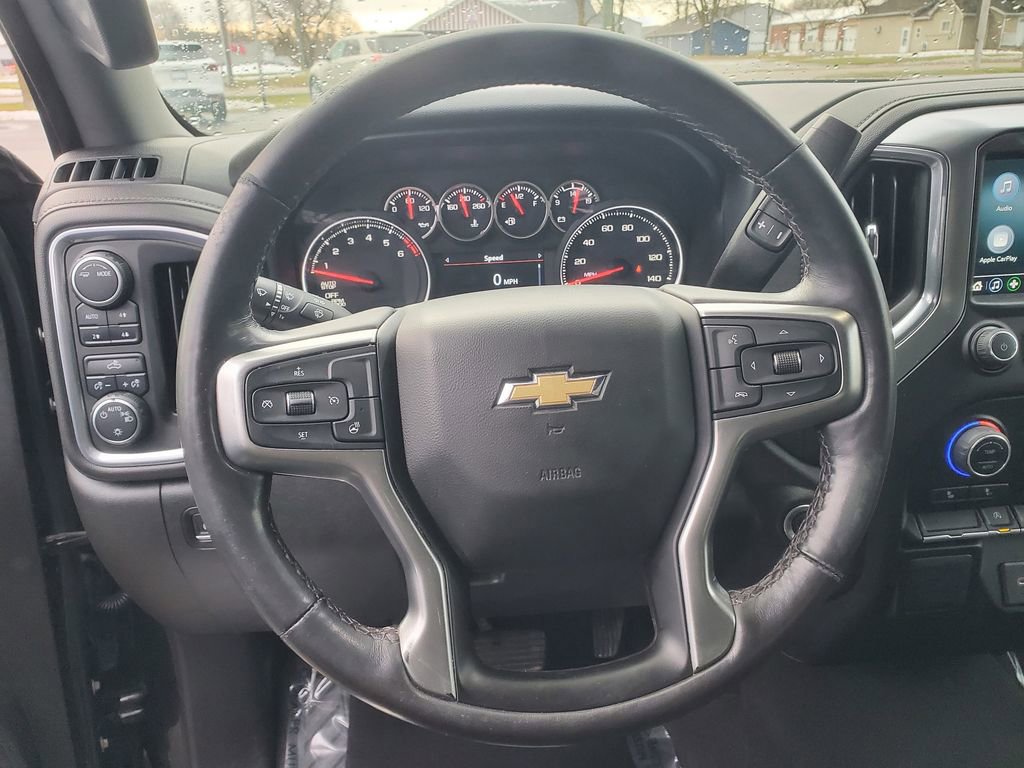 Used 2022 Chevrolet Silverado 1500 LT w/ Z71 Off-Road Package image 12