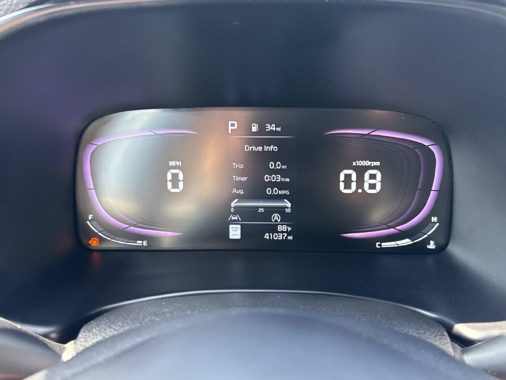 Used 2023 Kia Soul LX FWD image 13
