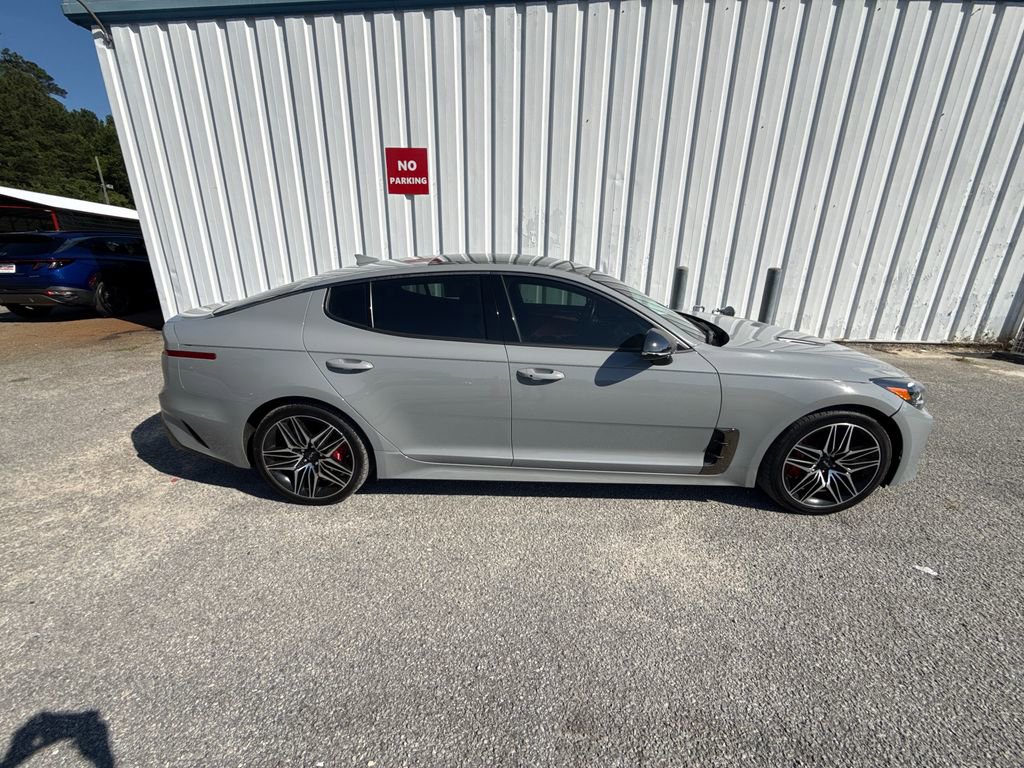 Used 2022 Kia Stinger GT1 w/ Red Interior Color Package RWD image 5