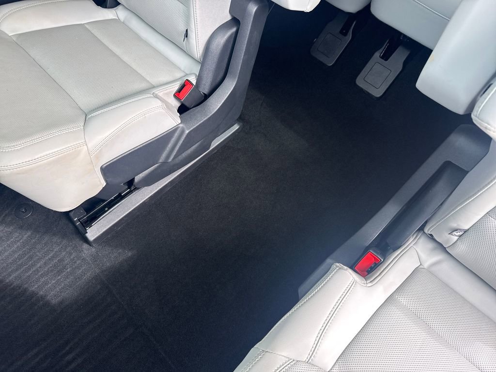 Used 2025 Ford Expedition Max Platinum w/ Driver's Package image 37