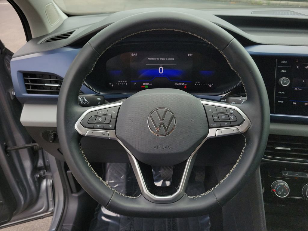 Used 2023 Volkswagen Taos SE image 27