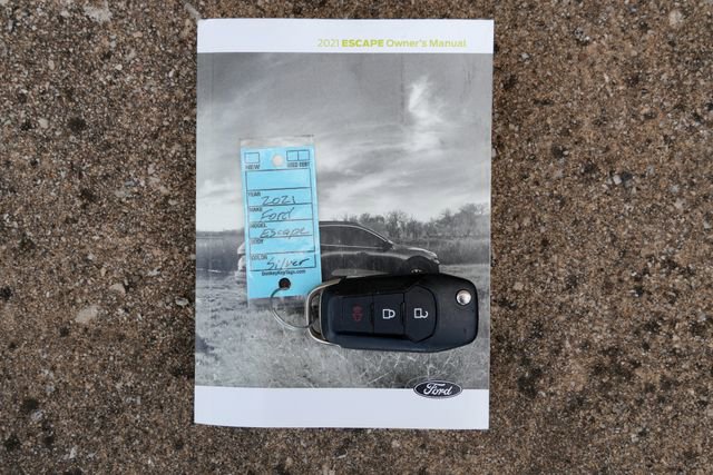 Used 2021 Ford Escape S AWD/4WD image 43