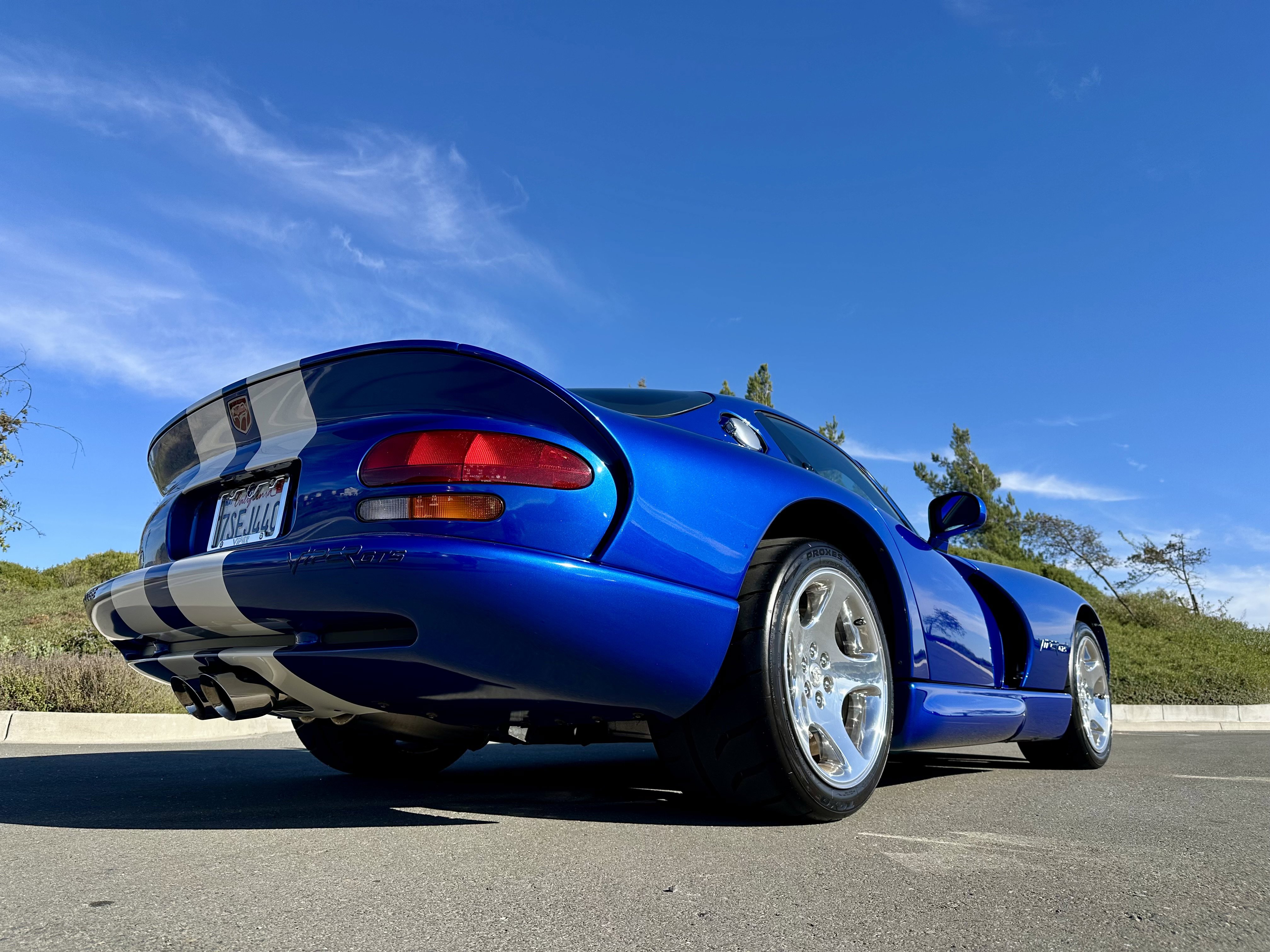 Used 1997 Dodge Viper GTS image 12