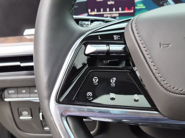 Certified 2025 Cadillac Escalade ESV Sport Platinum image 29